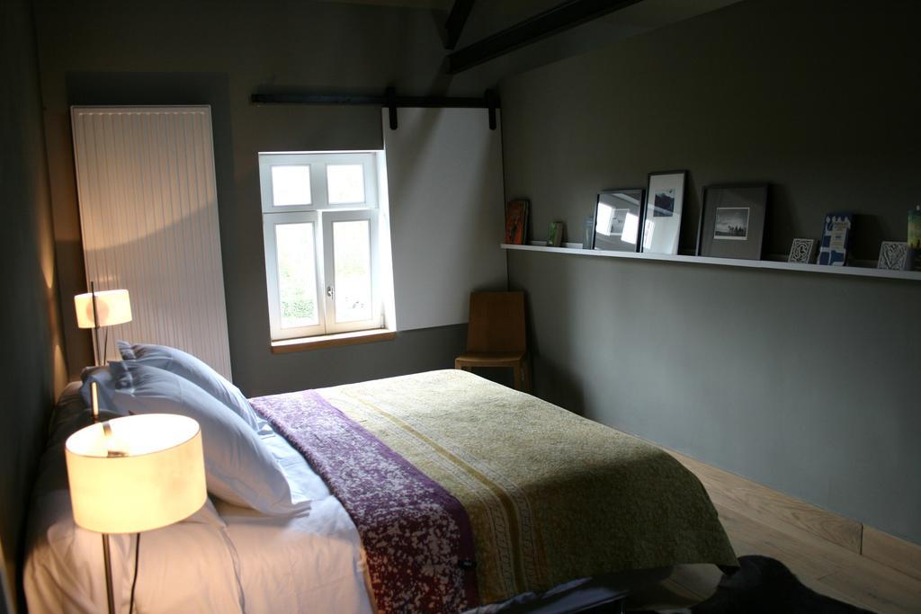 B&B La Chambre d'à Côté Aische-en-Refail Chambre photo